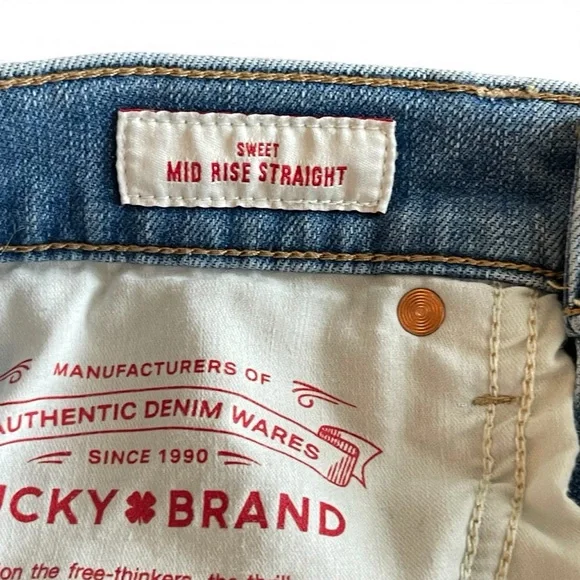 Lucky Brand Sweet Mid Rise Straight Women’s Jeans Size 10/30 - Picture 9 of 10